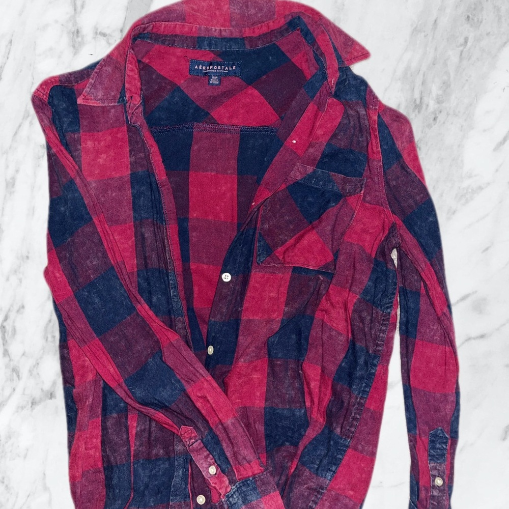 Aeropostale Women’s junior’s distressed plaid flannel button up over shirt S/P